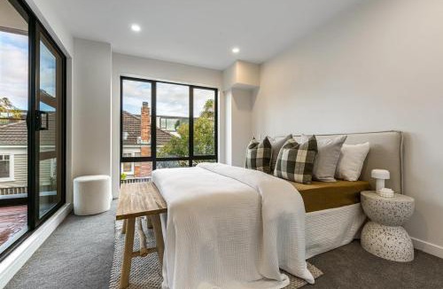 Mission Bay House | Mission Bay 4 bedrooms Tidy Unit