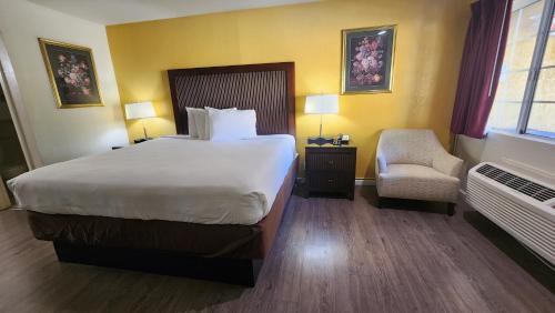 Hayward Hotel | Mission Inn and Suites