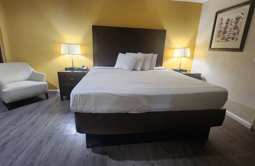 Hayward Hotel | Mission Inn and Suites