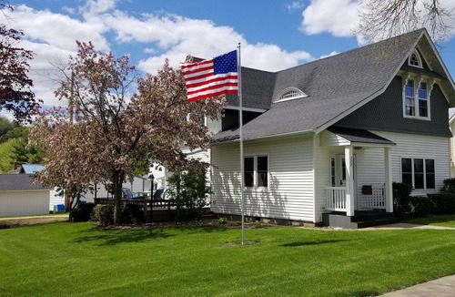 Guttenberg House | Mississippi River View!!!