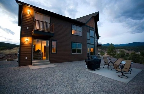 Huson House | Missoula Private Riverfront Luxury