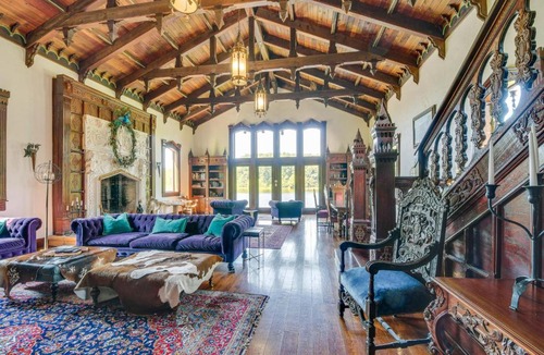 Saint Mary House | Missouri Castle w/Private Lake, Pool & 100 Acres!