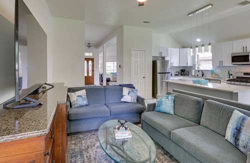 Missouri City House | Missouri City Home w/ Grill & Fenced Yard!