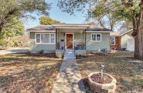 Nevada House | Missouri Escape w/Furnished Patio, Near Downtown!