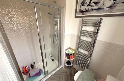 Weldon House | Mistletoe Gardens Havens