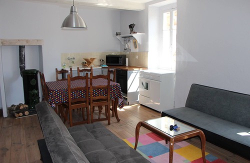 Barjac Apartment | Mistral - Comfortable family apartment