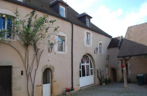 Asquins House | Misty