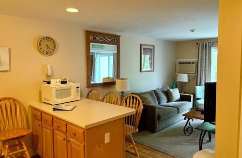 Gilford Hotel | Misty Harbor Barefoot Beach Resort