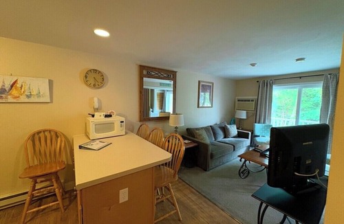 Gilford Hotel | Misty Harbor Barefoot Beach Resort