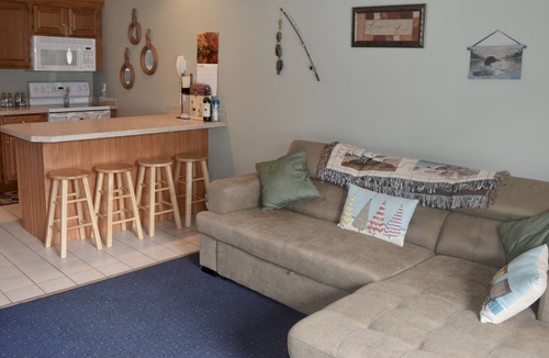 Gilford Condo | Misty Harbor Resort - apartment