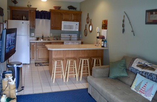 Gilford Condo | Misty Harbor Resort - apartment
