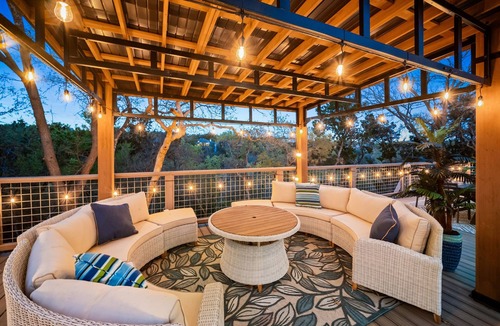 Austin Hills House | Misty Hill ~Best View in Austin~ Luxury Pool Oasis