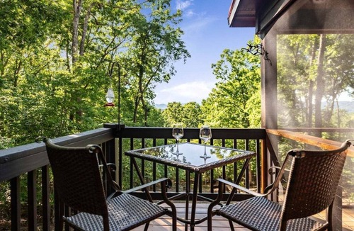Mineral Bluff Cabin | Misty Morn - Blue Ridge Mountain View