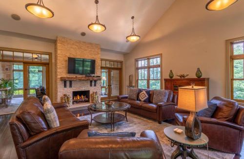 Boone House | Misty Mountain Hop