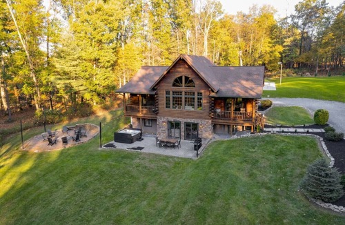Orrtanna Cabin | Misty Mountain Lodge Pickleball Liberty Ski