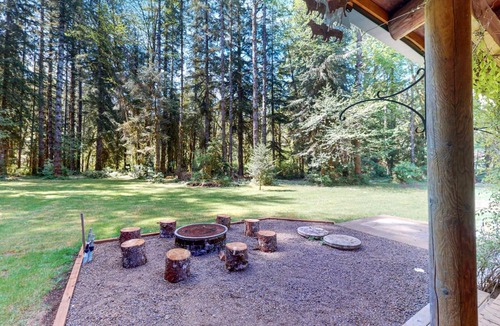 Tillamook House | Misty Mountain Lodge