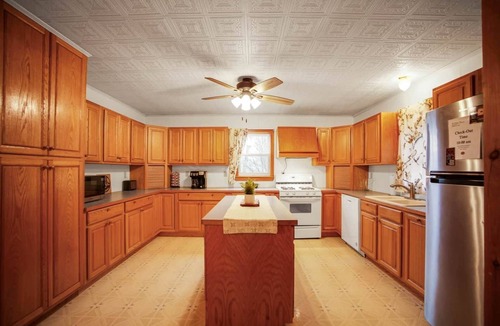Wellsboro House | Misty Mountain Cottage - Pet Friendly