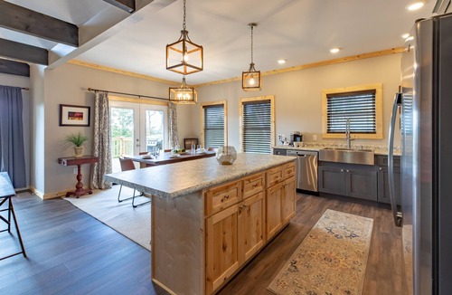 Robbins House | Misty Ridge - Ridge Road Scenic Cabins - Brimstone Recreation and Big South Fork