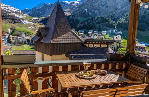 Bivio Apartment | mit Blick in die Berge by Interhome