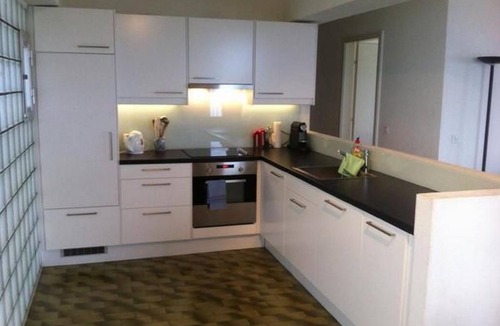 Muralto Apartment | mit Panorama-Sicht und Schwimmbad by Interhome