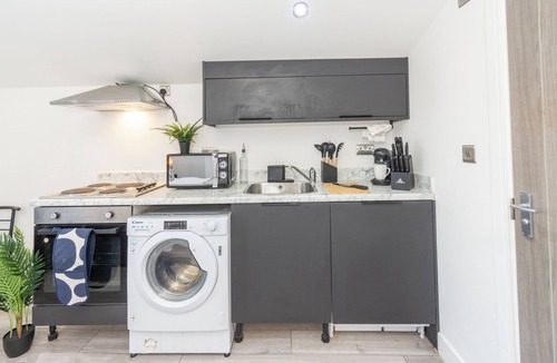 Tooting Apartment | Mitcham Road