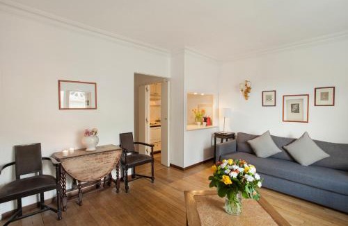 Quartier de l'Ecole-Militaire Apartment | Mithouard Apartments