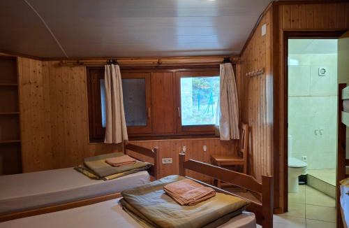Setcases Hotel | Mitja Pensió Hostal Pastuira Vallter 11