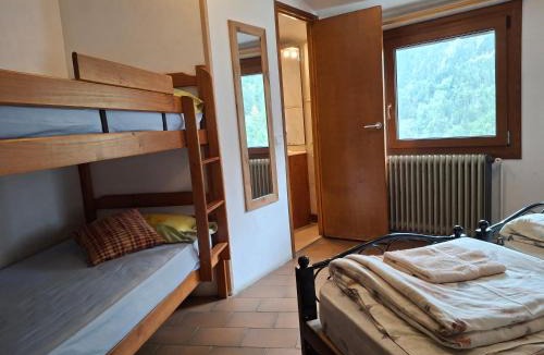 Setcases Hotel | Mitja Pensió Hostal Pastuira Vallter 7