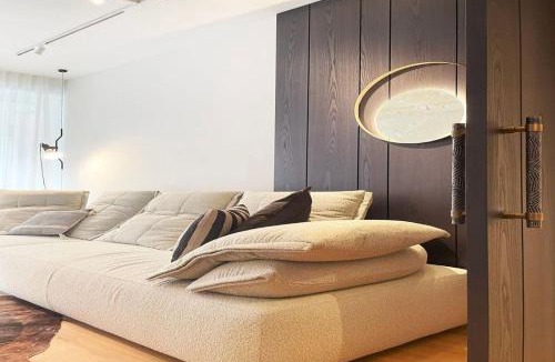 Aldgate Apartment | Mitre Team