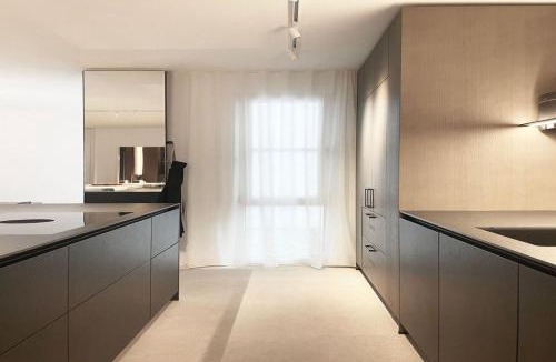 Aldgate Apartment | Mitre Team