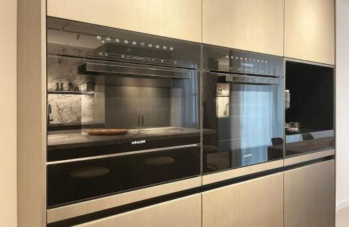 Aldgate Apartment | Mitre Team