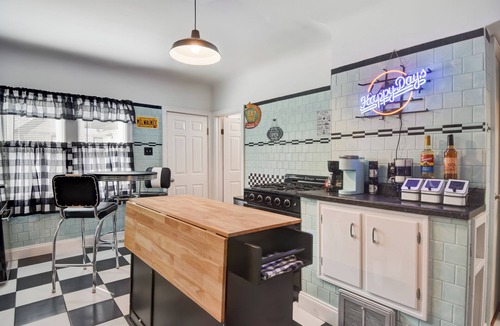 Riverwest House | MKE Selfie House