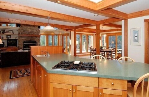 Davis House | ML03-Lakefront Retreat, Hot Tub, Pets Ok! New A/C!