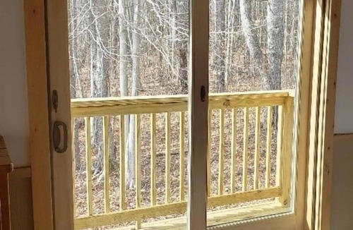Davis House | ML06-New owner/Updates! Trail to Lake! Views! hot tub! A/C!