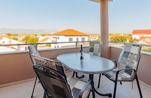 Nin Apartment | Mlasina by Interhome