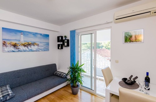 Pomena Apartment | Mljet Gem in Pomena!