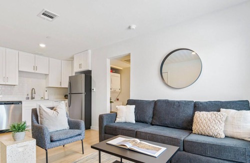 Chestnut Apartment | MLK #104 xxxxxxxxxxx