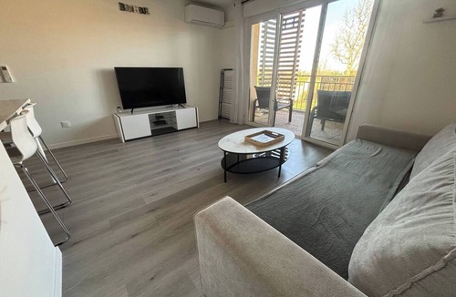 Saint-Hippolyte Apartment | Modern air-conditioned T2 + parking