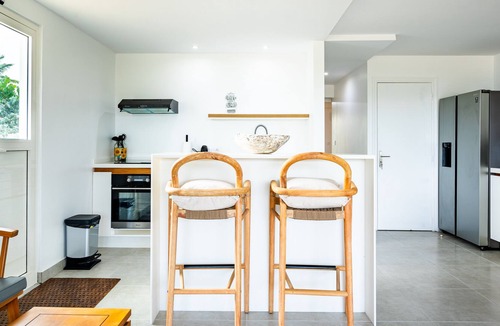 Nettle Bay Villa | Modern Beach Villa 1150