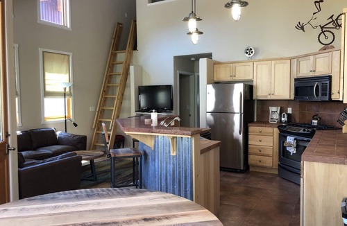 Moab Hotel | Moab Springs Ranch