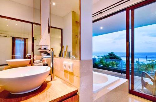 Keramas Villa | Moana 3 BR Beachfront Villa