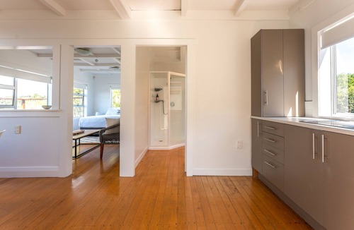 Surfdale Cottage | Moana Cottage