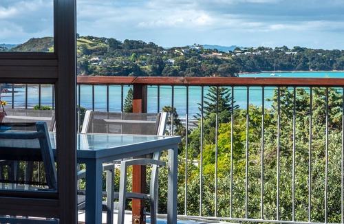 Surfdale Cottage | Moana Cottage