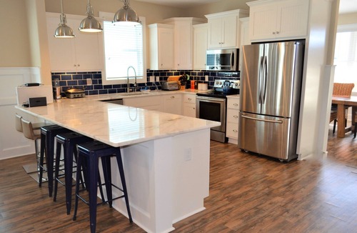 Surfside Beach House | Moana & Ohana - Walk to beach in Surfside Beach, SC