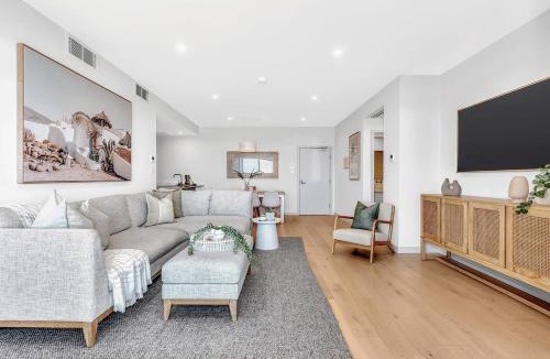 Moana Apartment | 'Moana Wave' A Marvellous Beachfront Residence