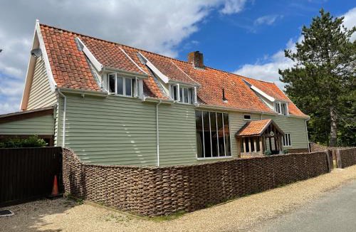 Martlesham Heath House | Moat Barn