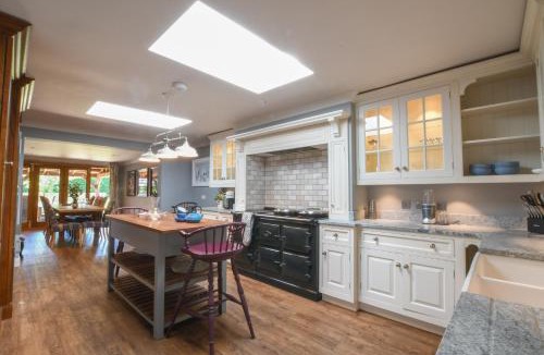 Martlesham Heath House | Moat Barn