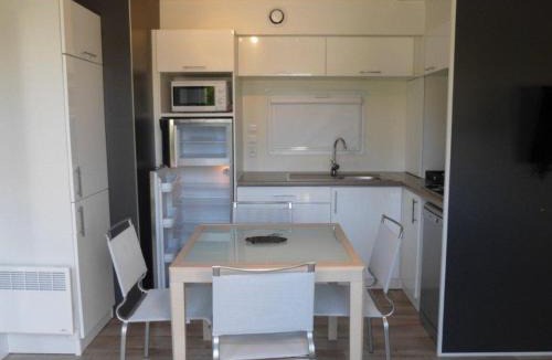Sainte-Reine-de-Bretagne Other | Mobil Home Confort avec Terrasse pour 6 pers. - API-1-52-1743
