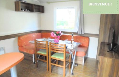 Trogues House | Mobil-home équipé pour un séjour au vert avec piscine