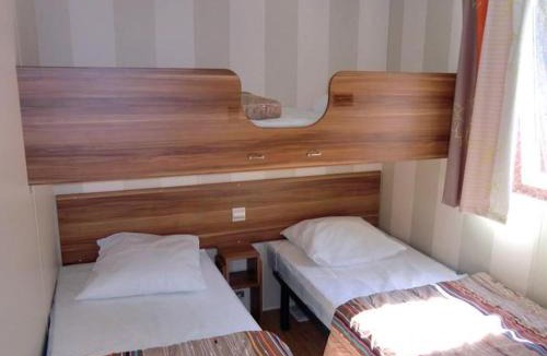 Saint-Rome-de-Tarn Other | Mobil home 28m² à Saint-Rome-de-Tarn - Terrasse - API-1-52-943